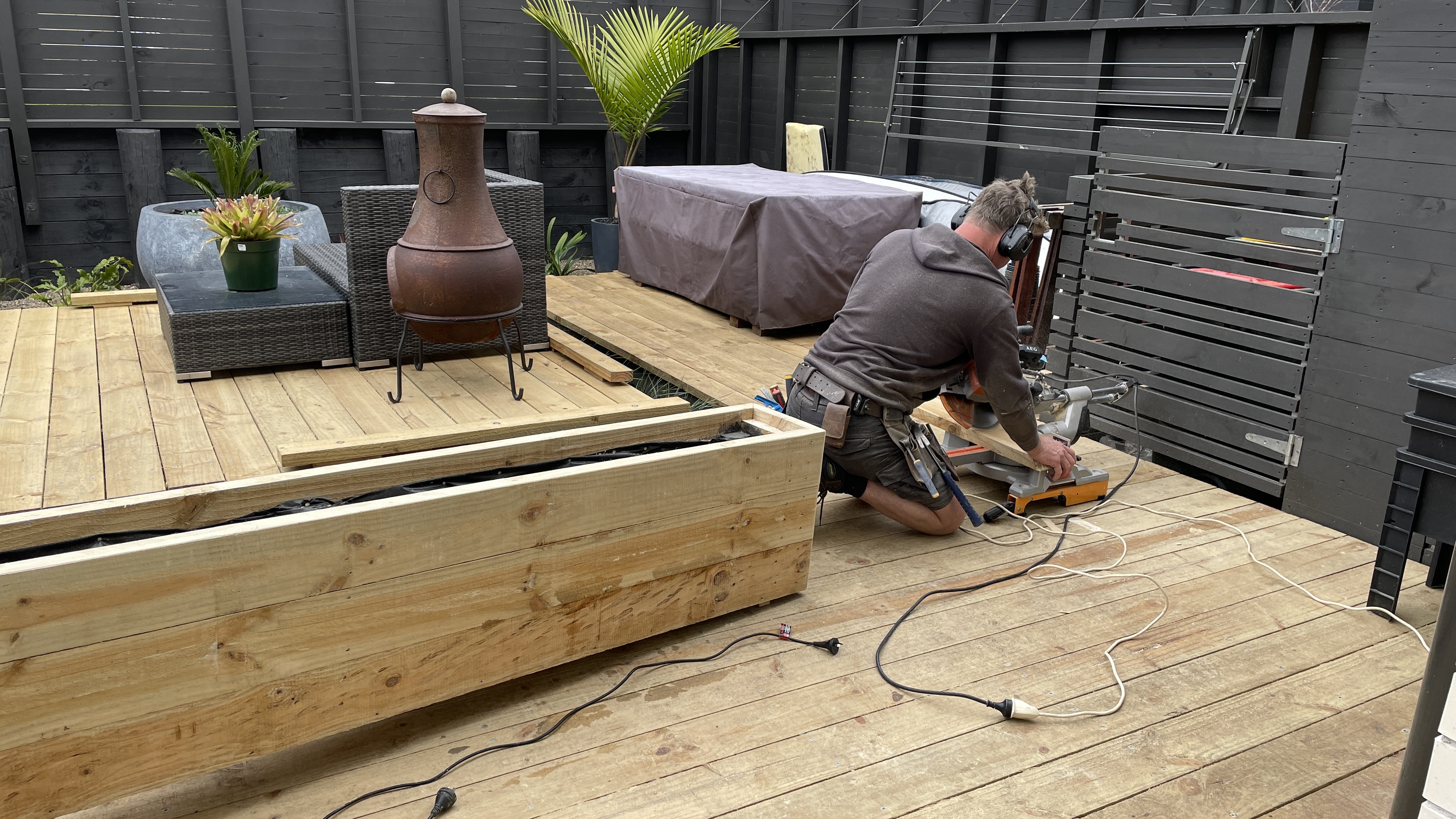 Acorn Built - deck building and outdoor areas Auckland